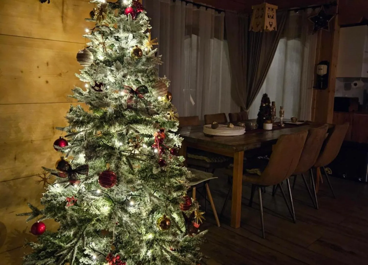 Alpesi faház Goralska Chatka 3 Highland Cottage - Jacuzzi, Sauna, Split Ac, Private Parking, Mountains View Zakopane