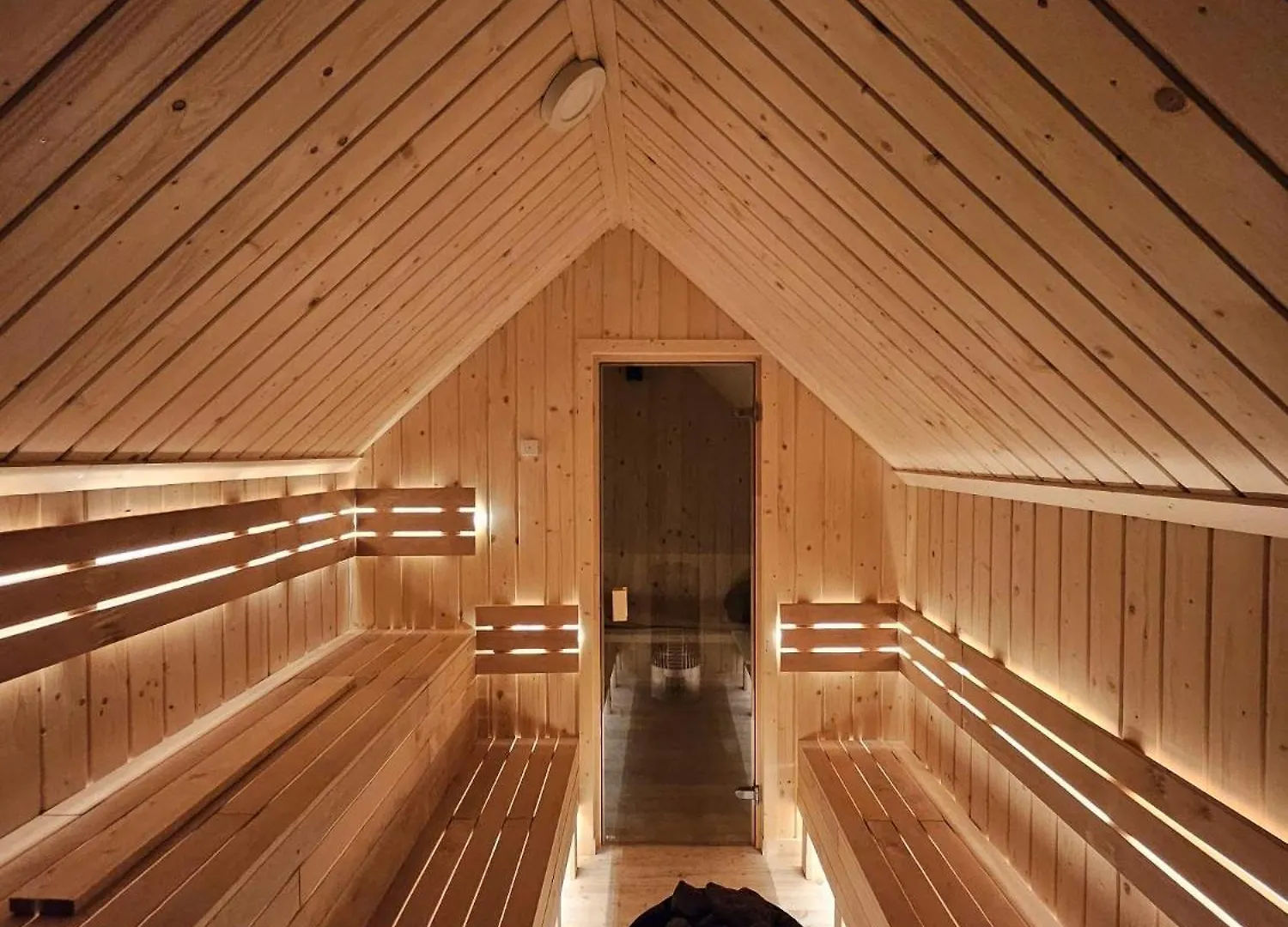 Chalet Goralska Chatka 3 Highland Cottage - Jacuzzi, Sauna, Split Ac, Private Parking, Mountains View Zakopane Poland