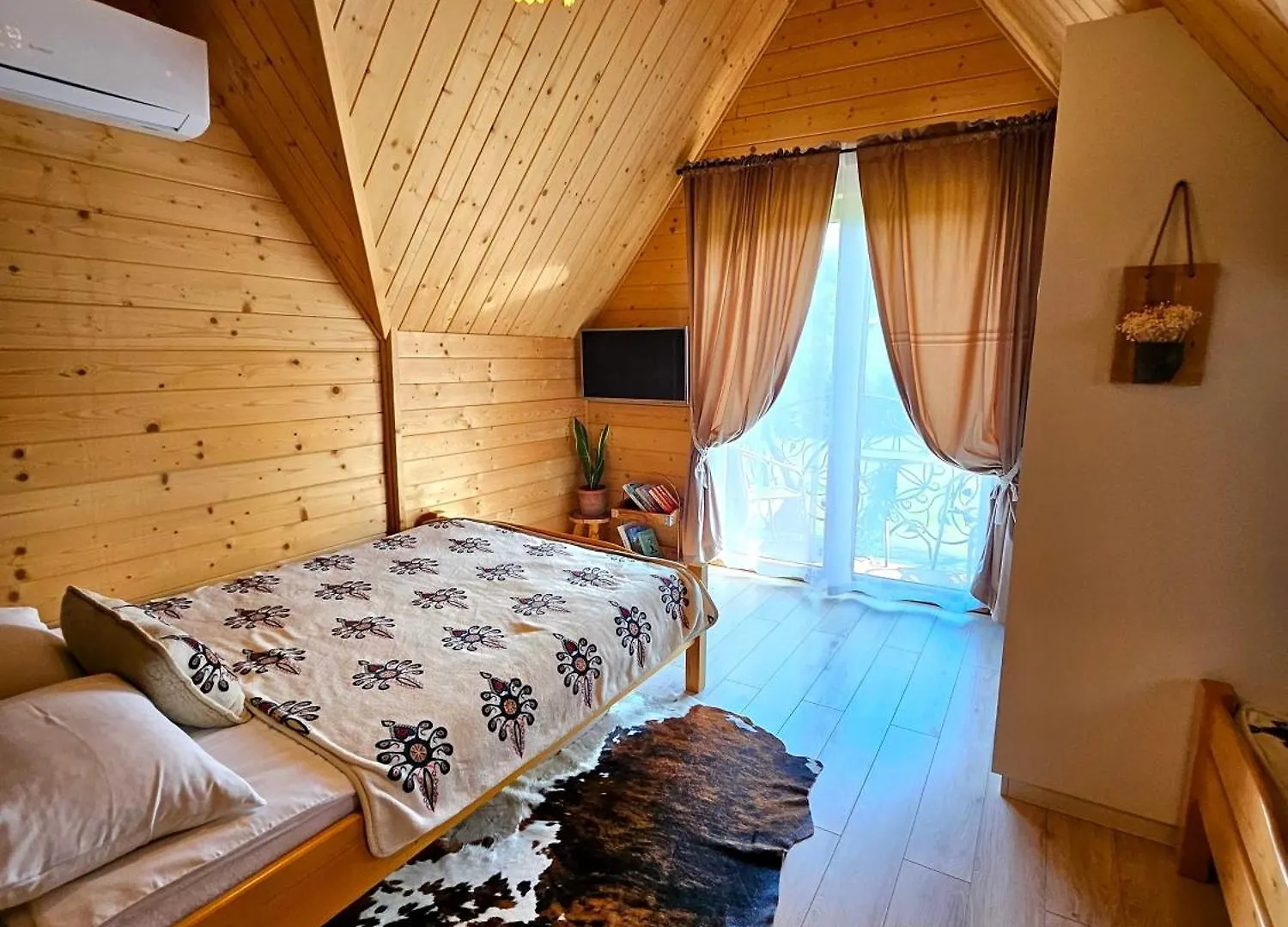 Goralska Chatka 3 Highland Cottage - Jacuzzi, Sauna, Split Ac, Private Parking, Mountains View Zakopane