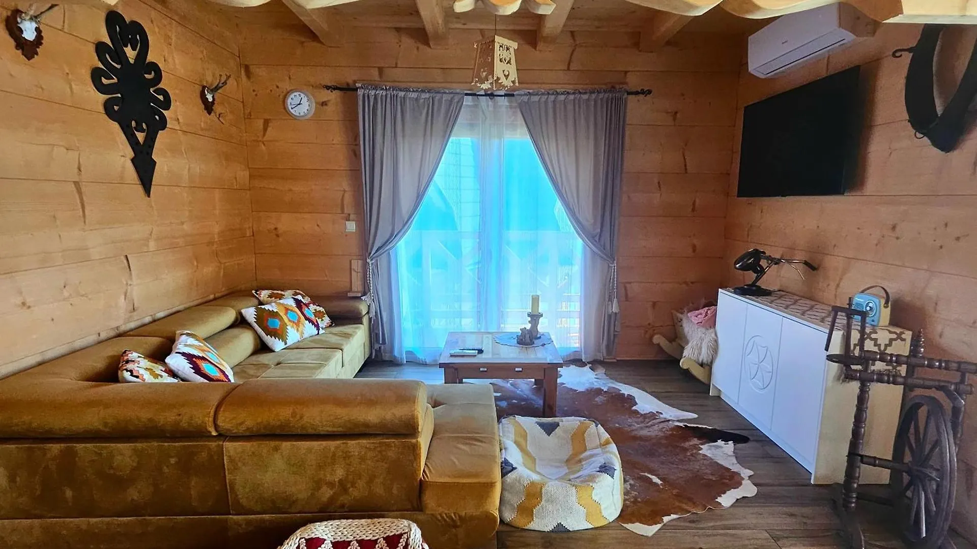Goralska Chatka 3 Highland Cottage - Jacuzzi, Sauna, Split Ac, Private Parking, Mountains View Zakopane Poland